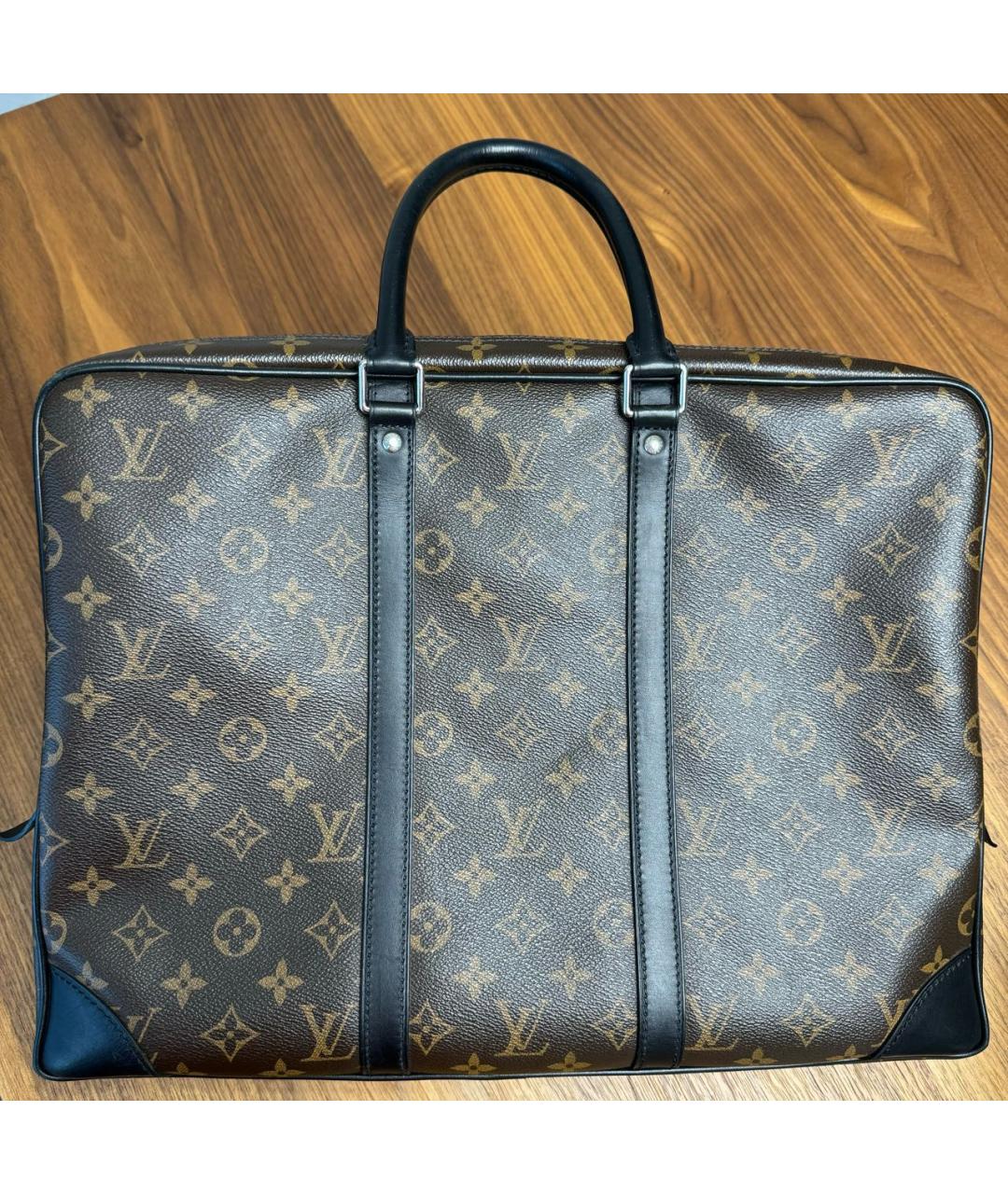 LOUIS VUITTON Коричневый портфель, фото 3