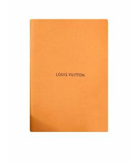 LOUIS VUITTON Книга