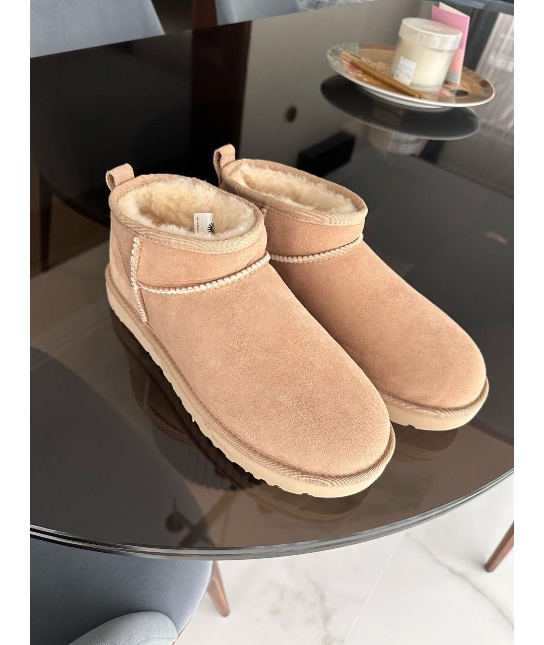 UGG AUSTRALIA Бежевые замшевые ботинки, фото 2