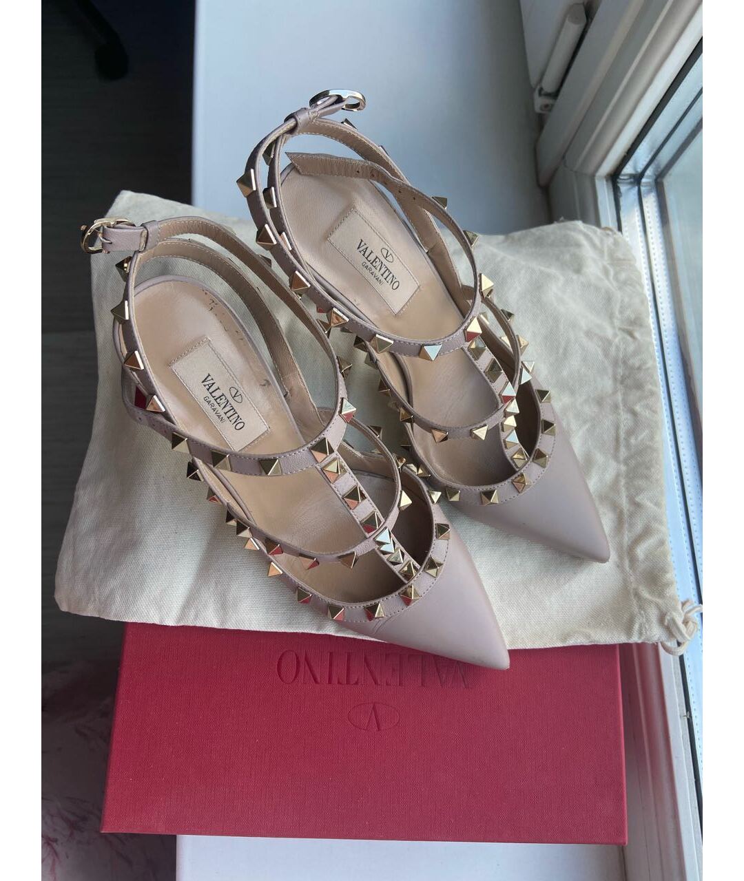 VALENTINO Бежевые кожаные туфли, фото 2