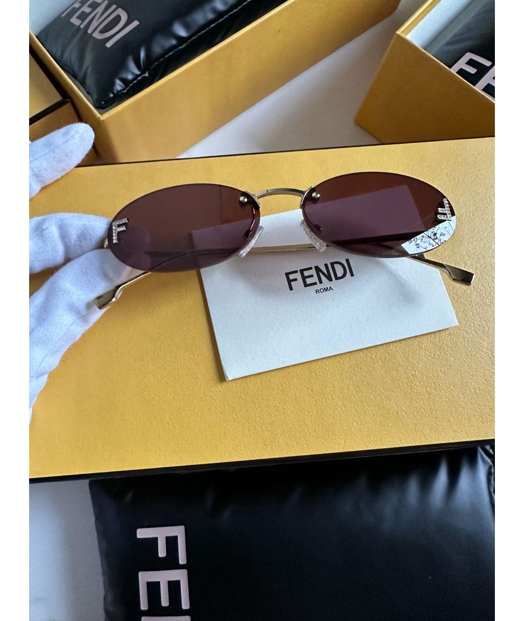 FENDI Бордовые металлические солнцезащитные очки, фото 3