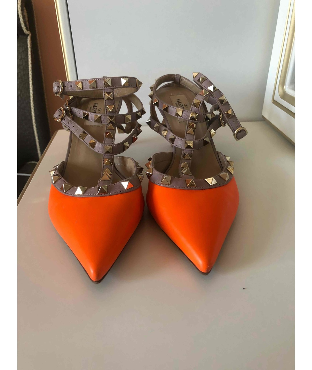 VALENTINO Оранжевое кожаные лодочки на низком каблуке, фото 2