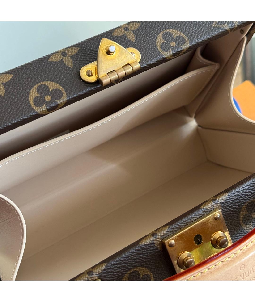 LOUIS VUITTON Сумка через плечо, фото 8