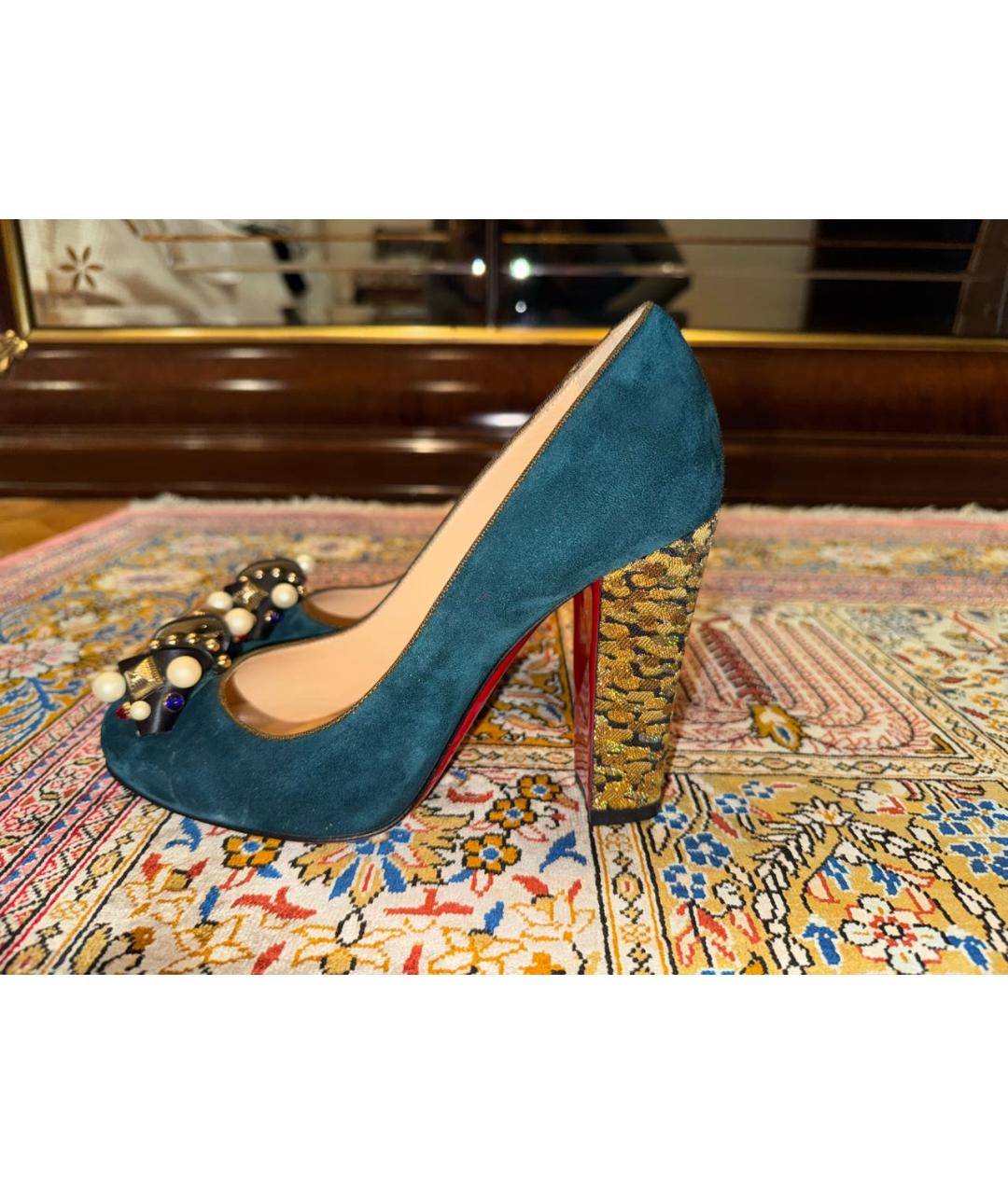 CHRISTIAN LOUBOUTIN Зеленые замшевые туфли, фото 6