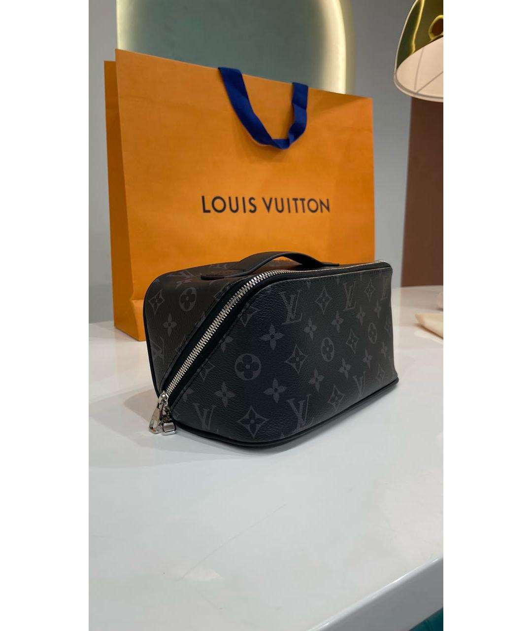 LOUIS VUITTON Черная кожаная косметичка, фото 2