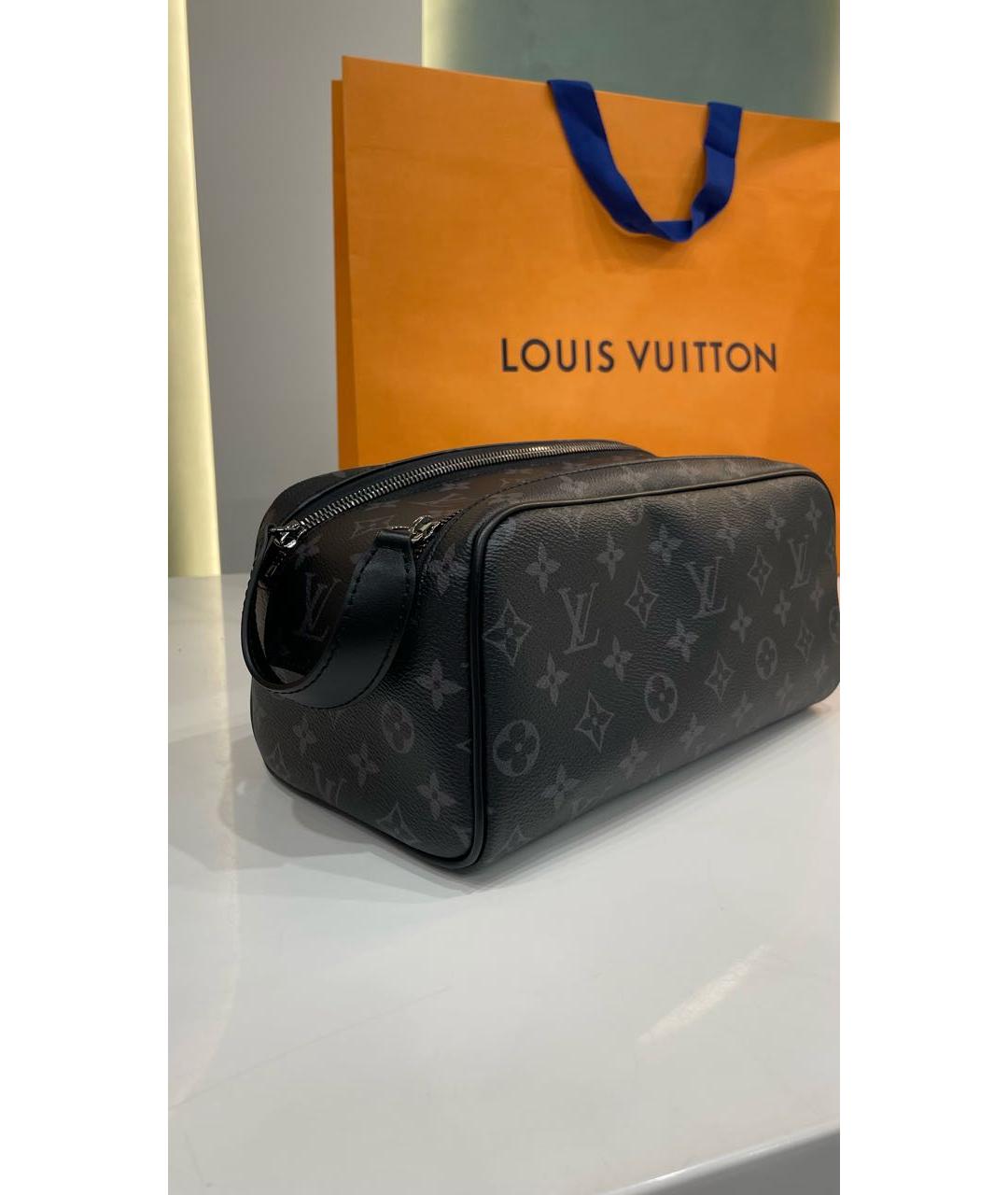 LOUIS VUITTON Черная кожаная косметичка, фото 2