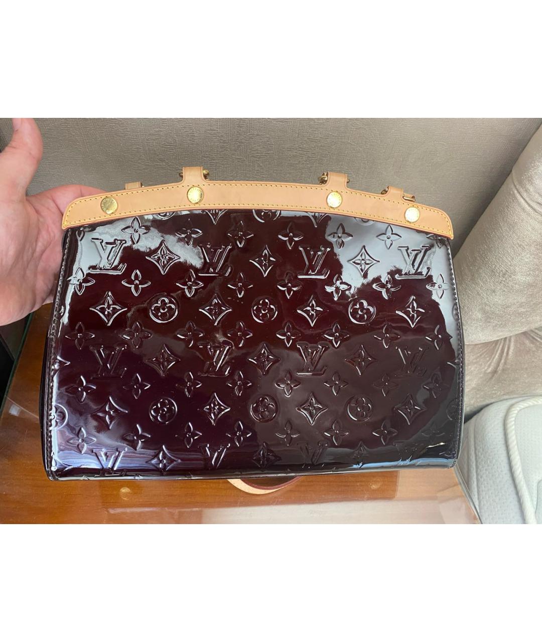 LOUIS VUITTON Бордовая сумка тоут из лакированной кожи, фото 3