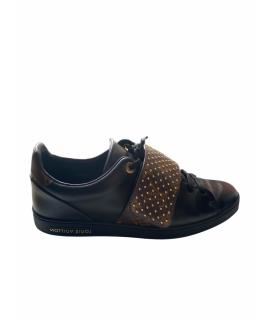 LOUIS VUITTON Кроссовки