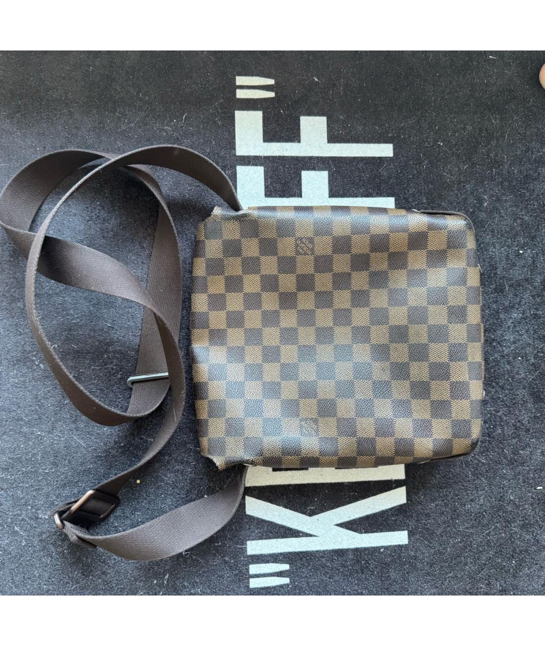 LOUIS VUITTON Коричневая сумка на плечо, фото 3