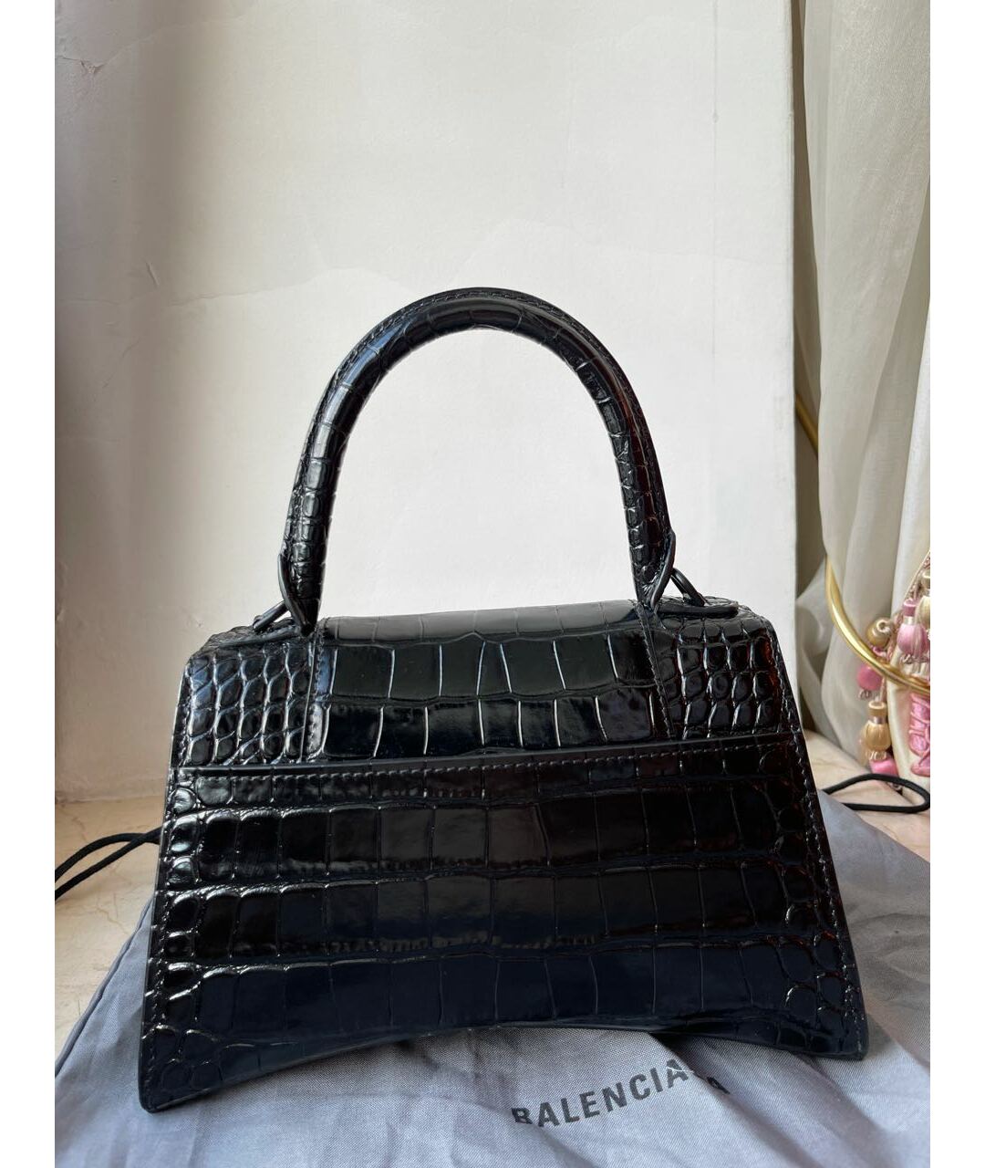BALENCIAGA Черная кожаная сумка тоут, фото 3