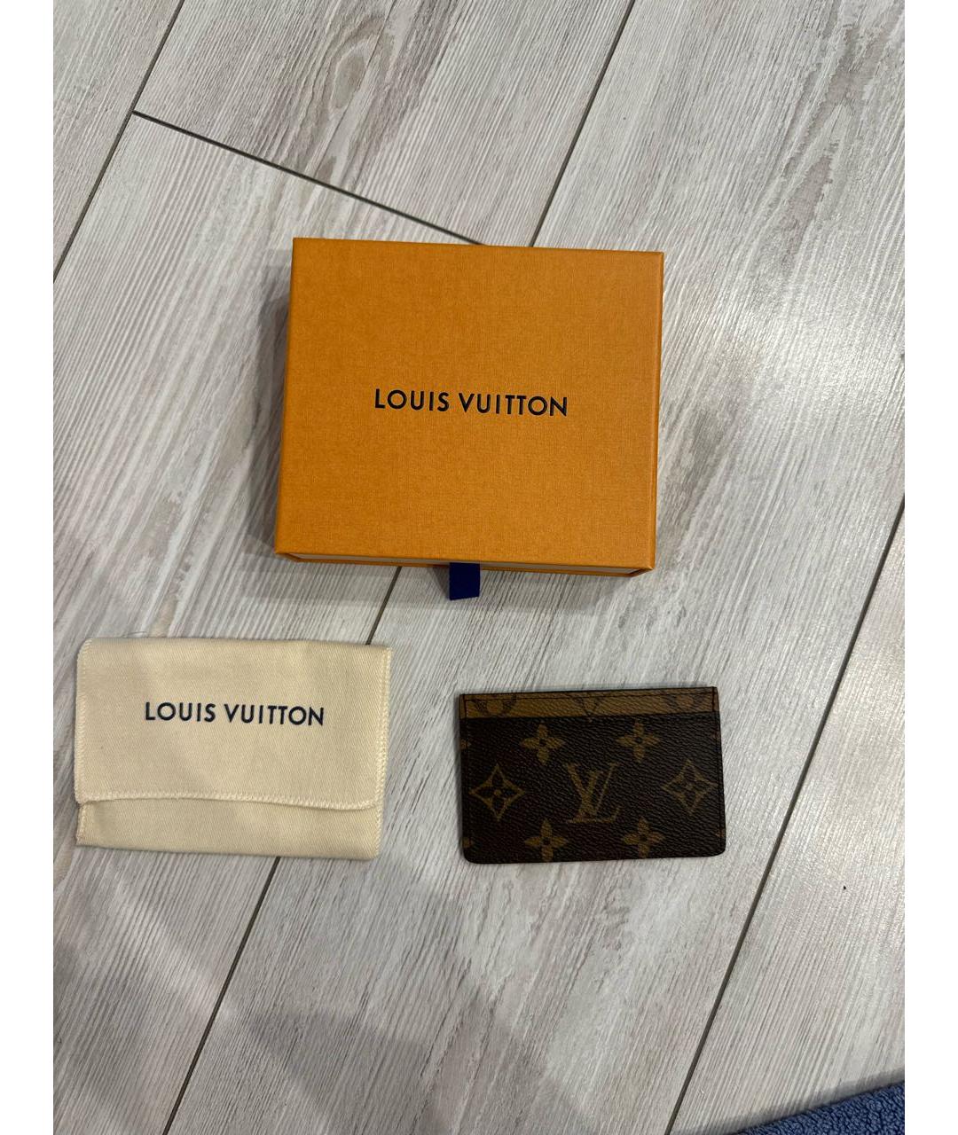 LOUIS VUITTON Коричневый кардхолдер из искусственной кожи, фото 8