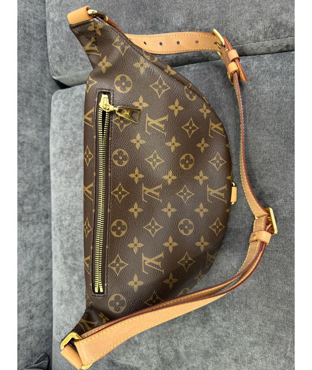 LOUIS VUITTON Коричневая кожаная поясная сумка, фото 4