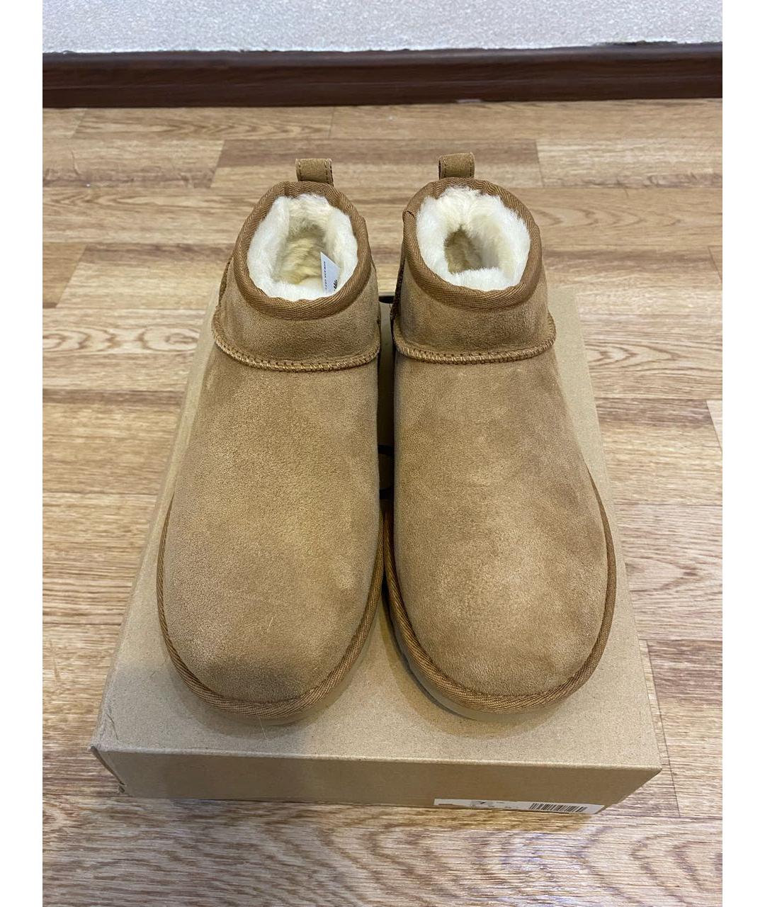 UGG AUSTRALIA Горчичные замшевые ботинки, фото 2