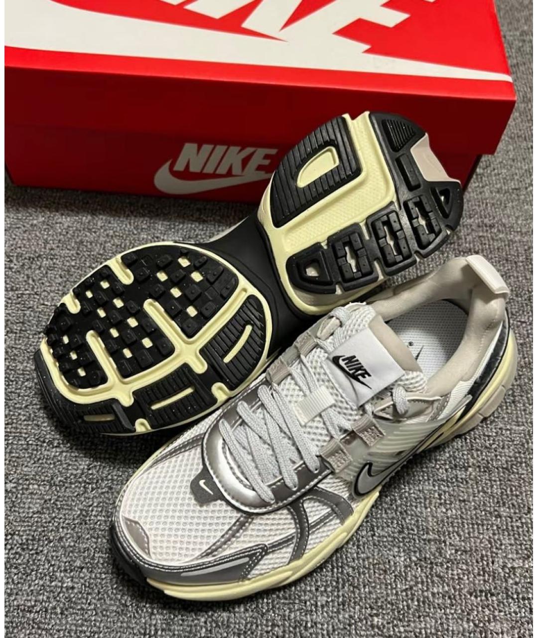 NIKE Серебряные синтетические низкие кроссовки / кеды, фото 5