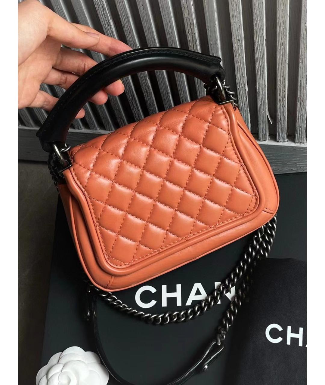 CHANEL Оранжевая кожаная сумка через плечо, фото 3