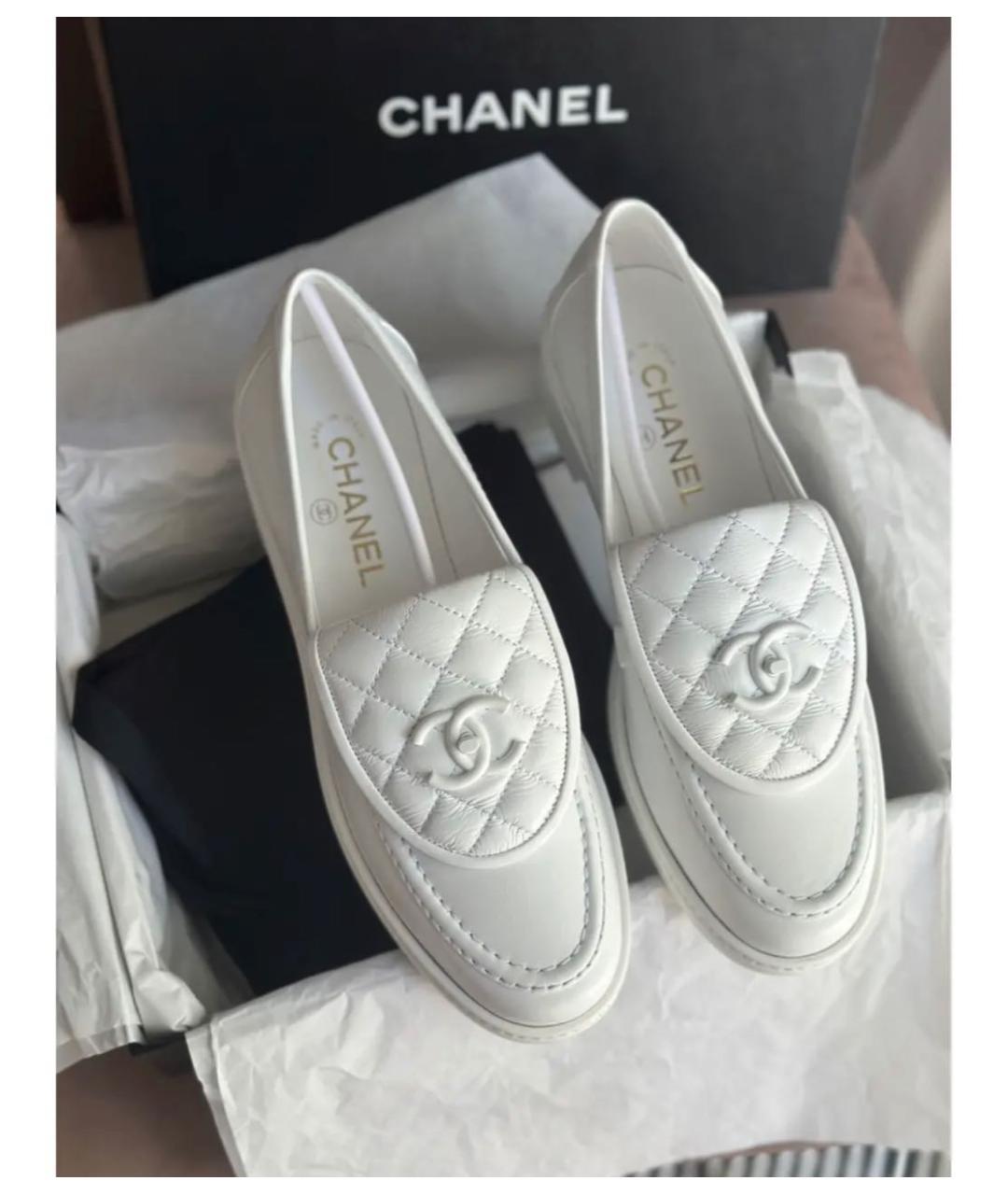 CHANEL Белые кожаные лоферы, фото 4