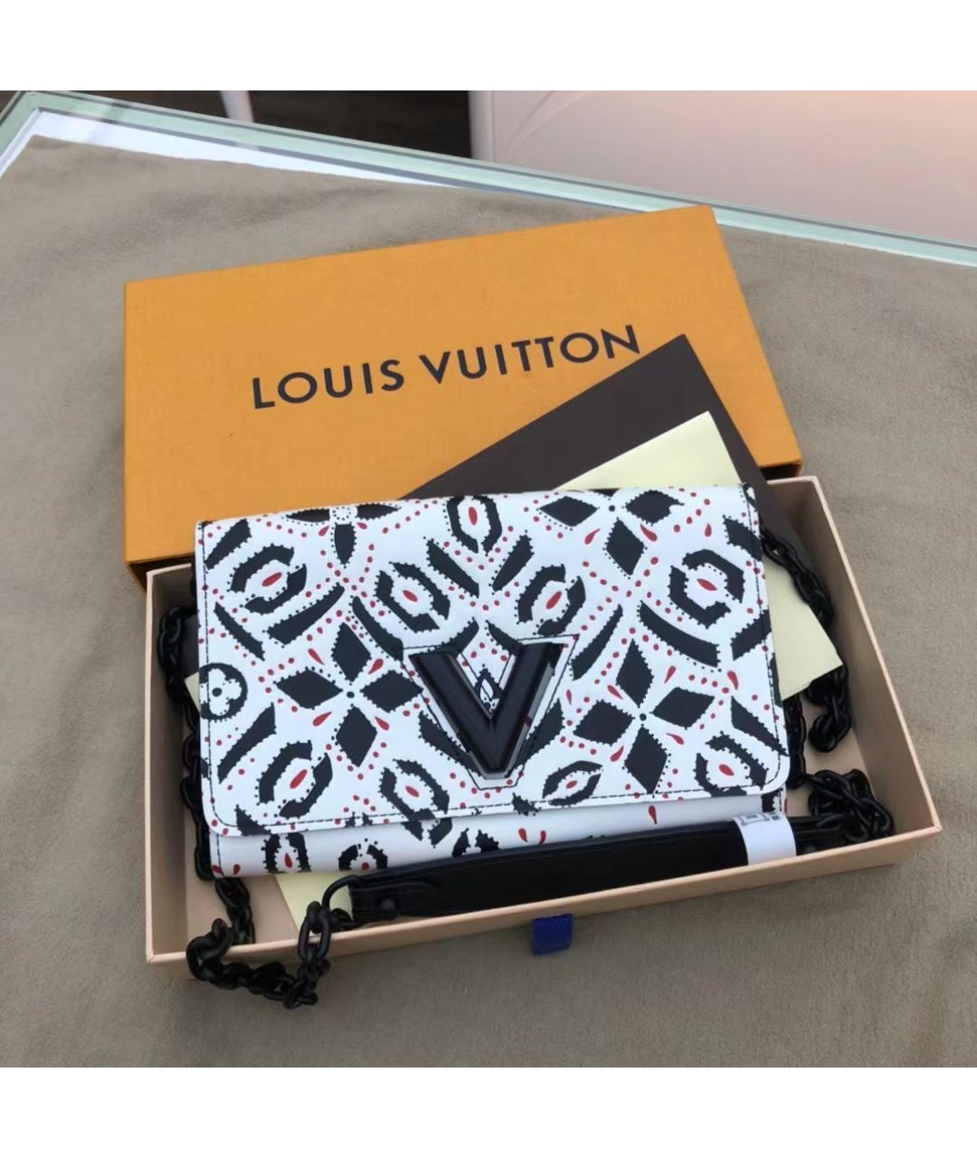 LOUIS VUITTON Черная кожаная сумка через плечо, фото 10