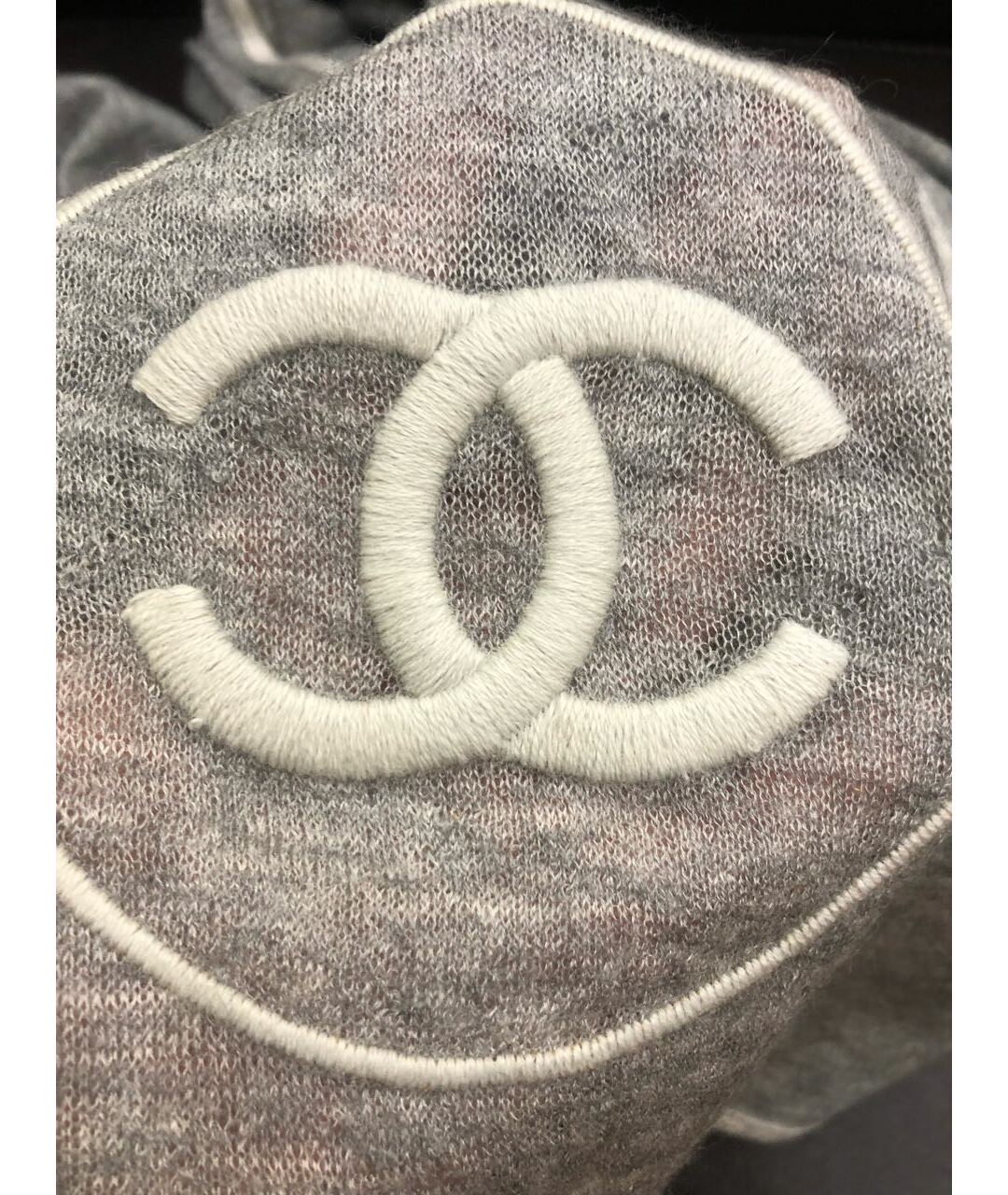 CHANEL PRE-OWNED Серый кашемировый шарф, фото 3