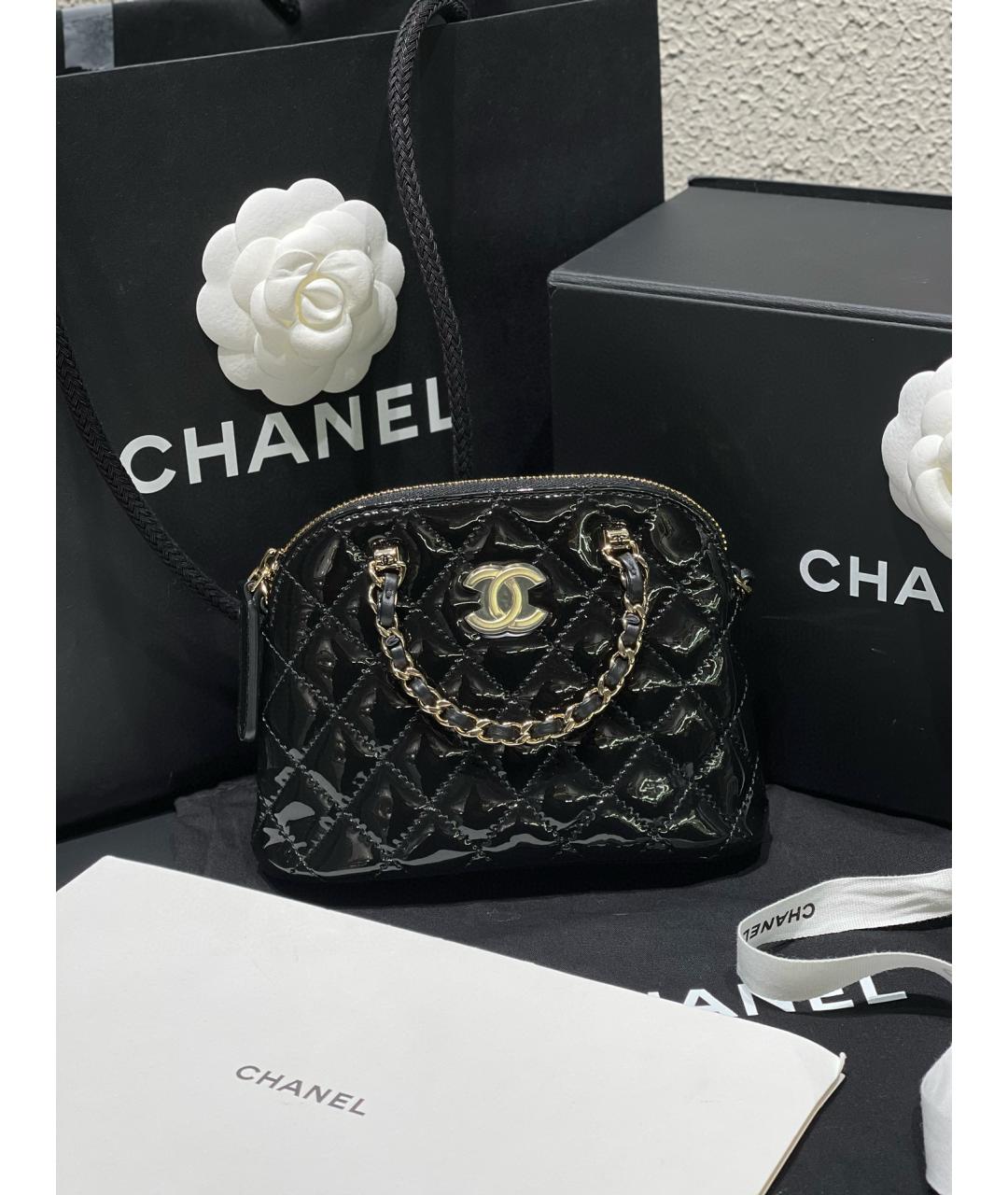 CHANEL Черная сумка тоут из лакированной кожи, фото 2