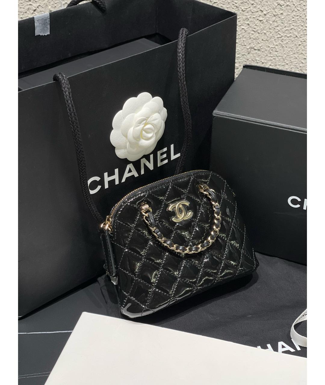 CHANEL Черная сумка тоут из лакированной кожи, фото 3