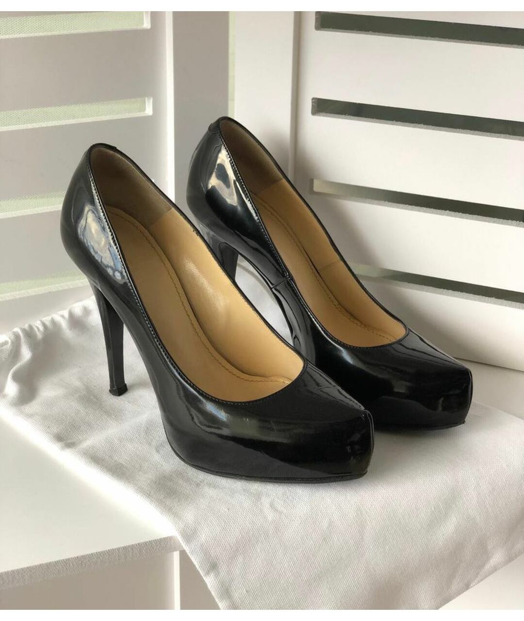 NANDO MUZI Черные туфли из лакированной кожи, фото 9