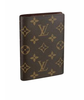 LOUIS VUITTON Обложка/футляр