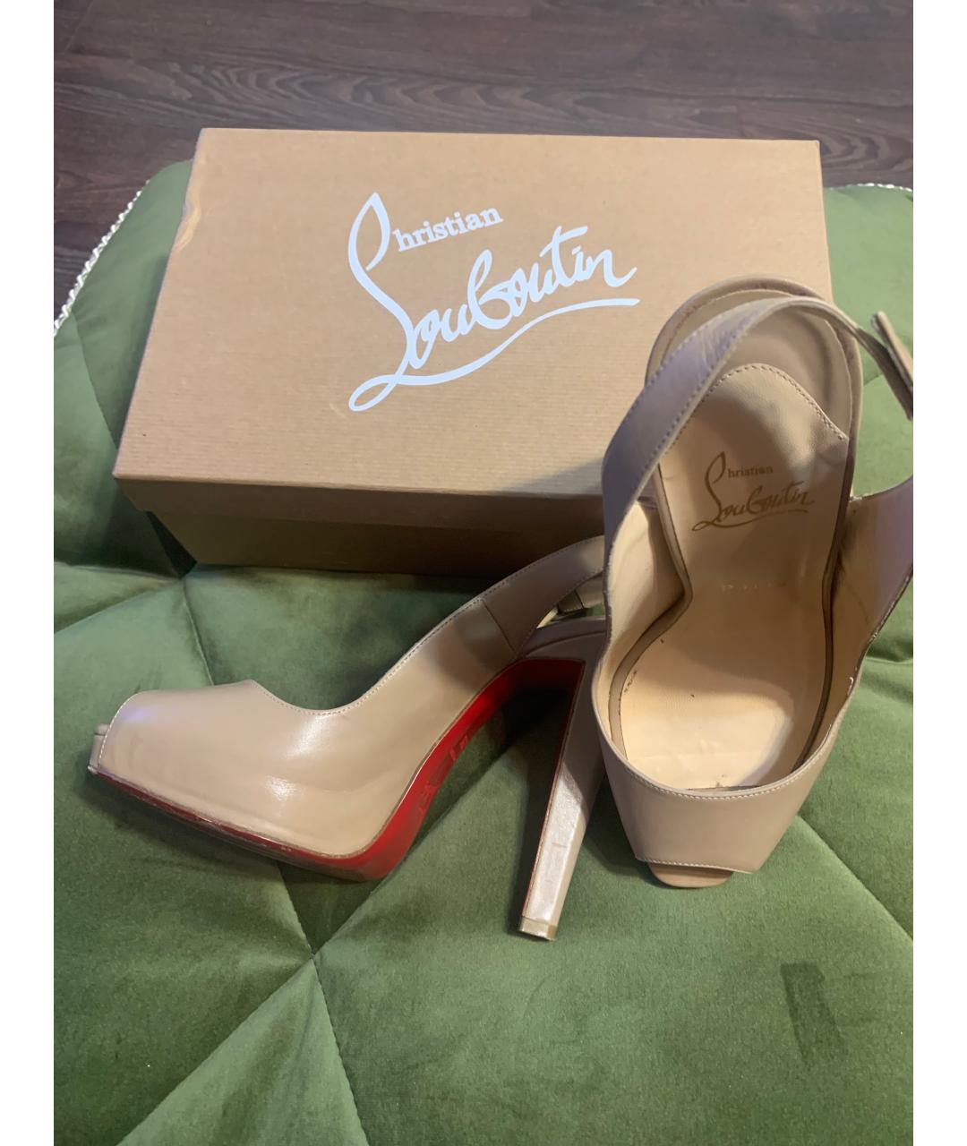 CHRISTIAN LOUBOUTIN Бежевые кожаные туфли, фото 2