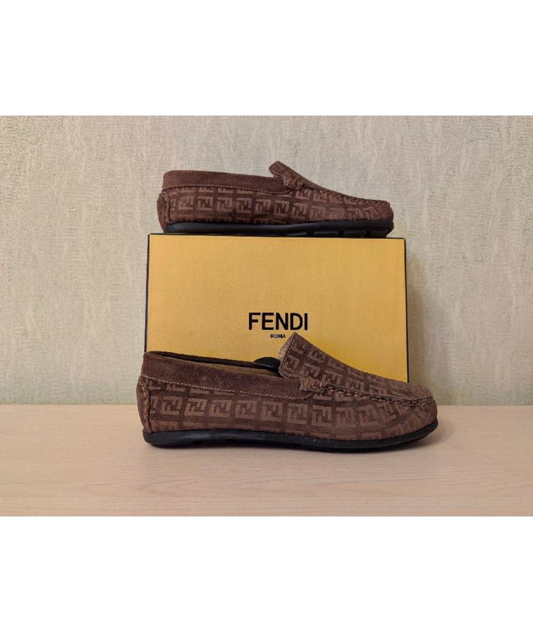 FENDI Коричневые замшевые мокасины, фото 5