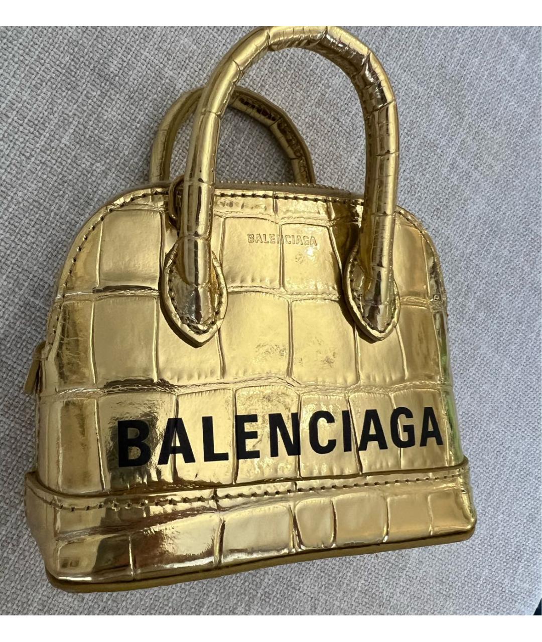 BALENCIAGA Золотая сумка с короткими ручками из лакированной кожи, фото 9