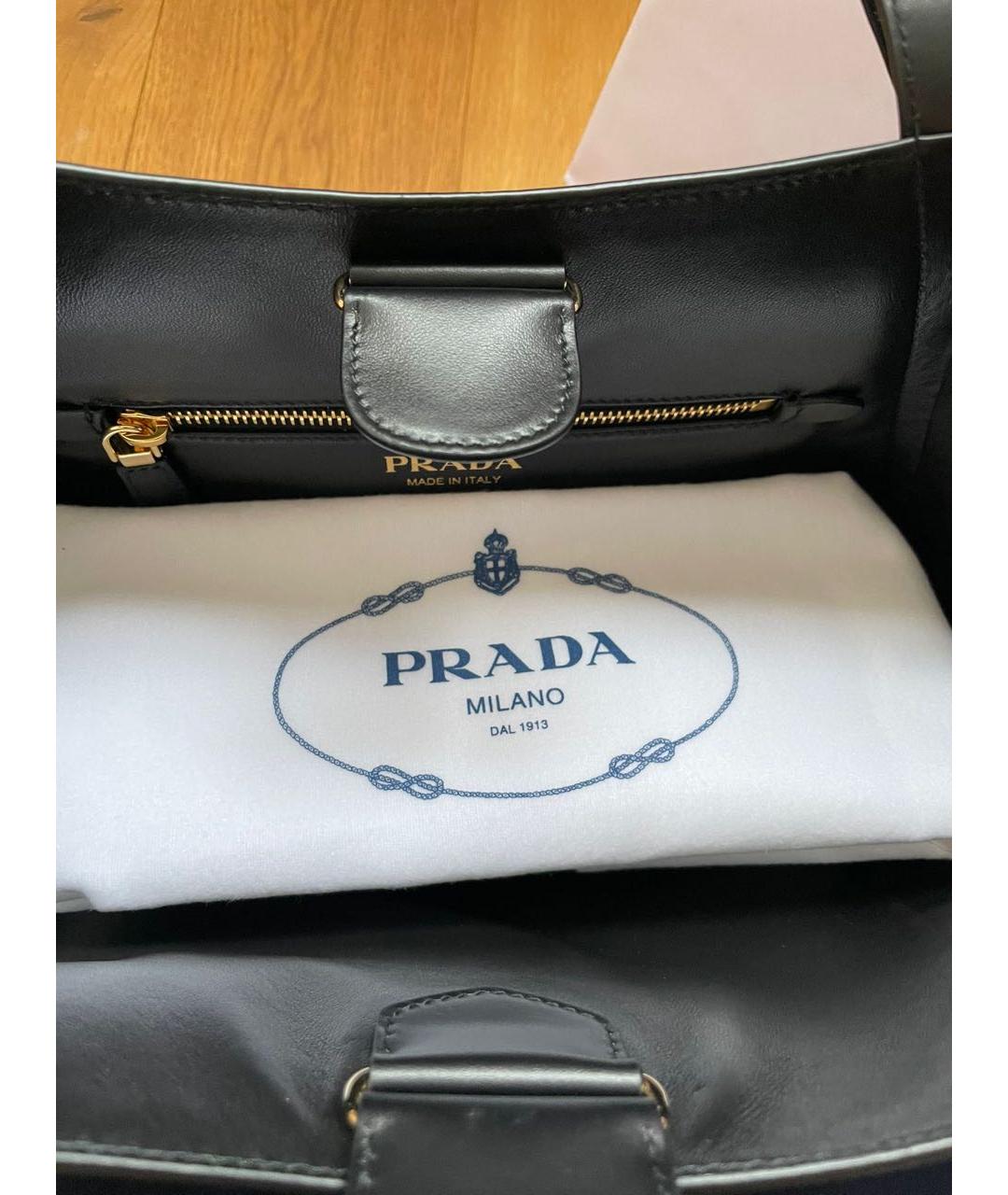 PRADA Черная кожаная сумка тоут, фото 7