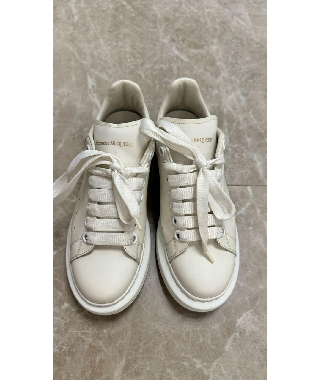 ALEXANDER MCQUEEN Белые кожаные кеды, фото 3