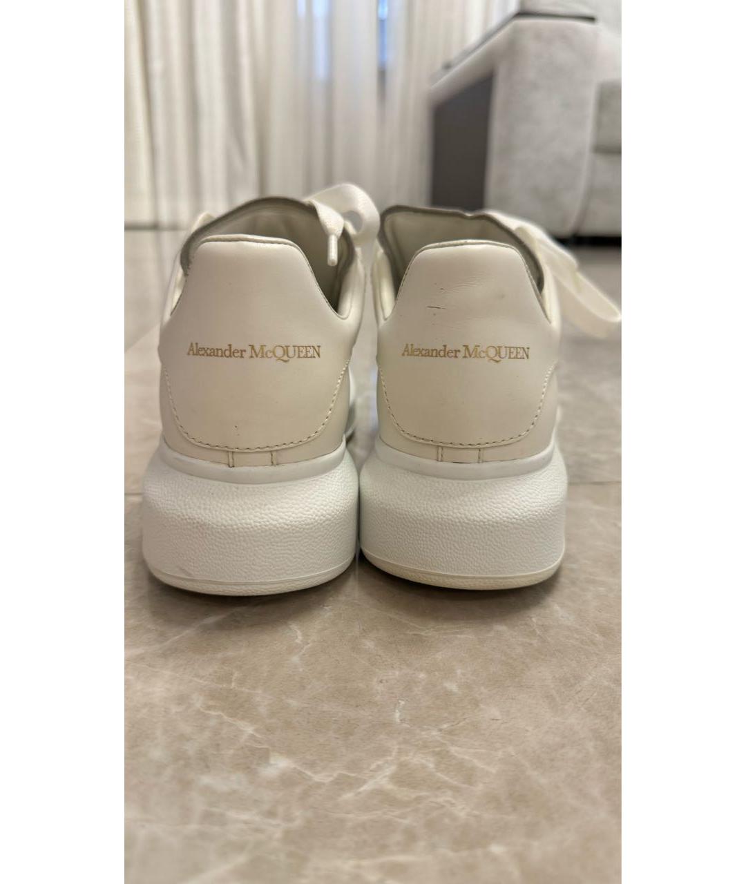 ALEXANDER MCQUEEN Белые кожаные кеды, фото 4