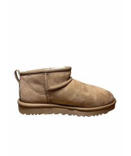 UGG AUSTRALIA Ботинки