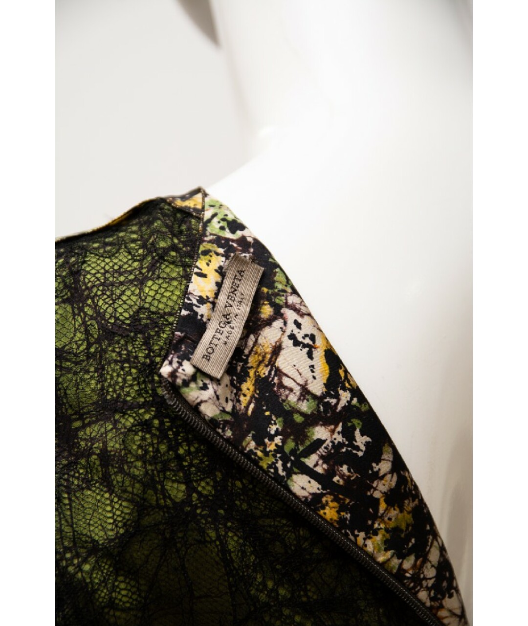 BOTTEGA VENETA Зеленые шелковое платье, фото 5