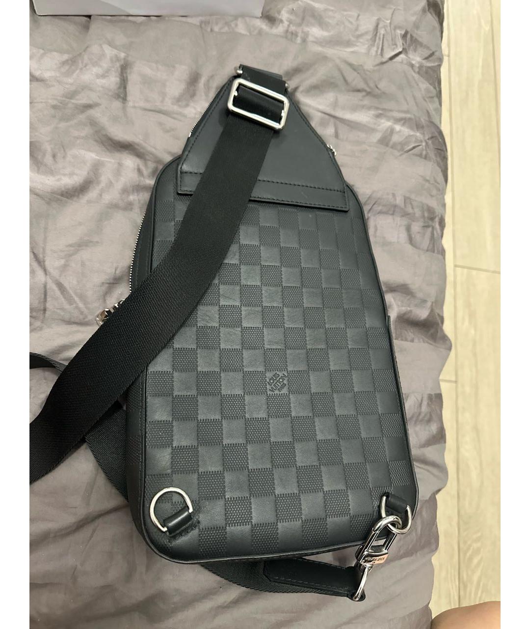 LOUIS VUITTON Черная кожаная сумка на плечо, фото 3