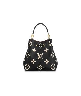 LOUIS VUITTON Сумка через плечо