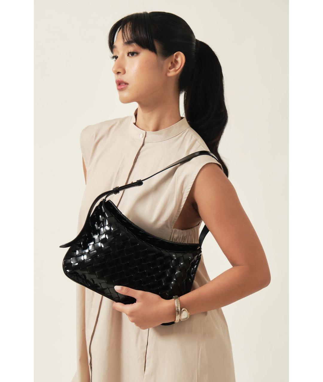 BOTTEGA VENETA Черная кожаная сумка с короткими ручками, фото 6