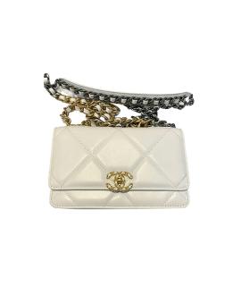 CHANEL Сумка через плечо