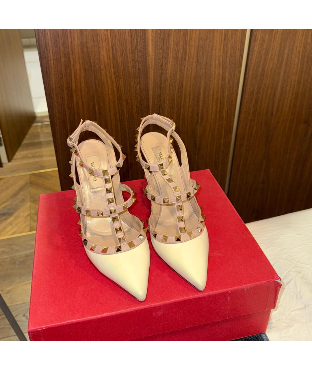 VALENTINO Белые кожаные туфли, фото 3