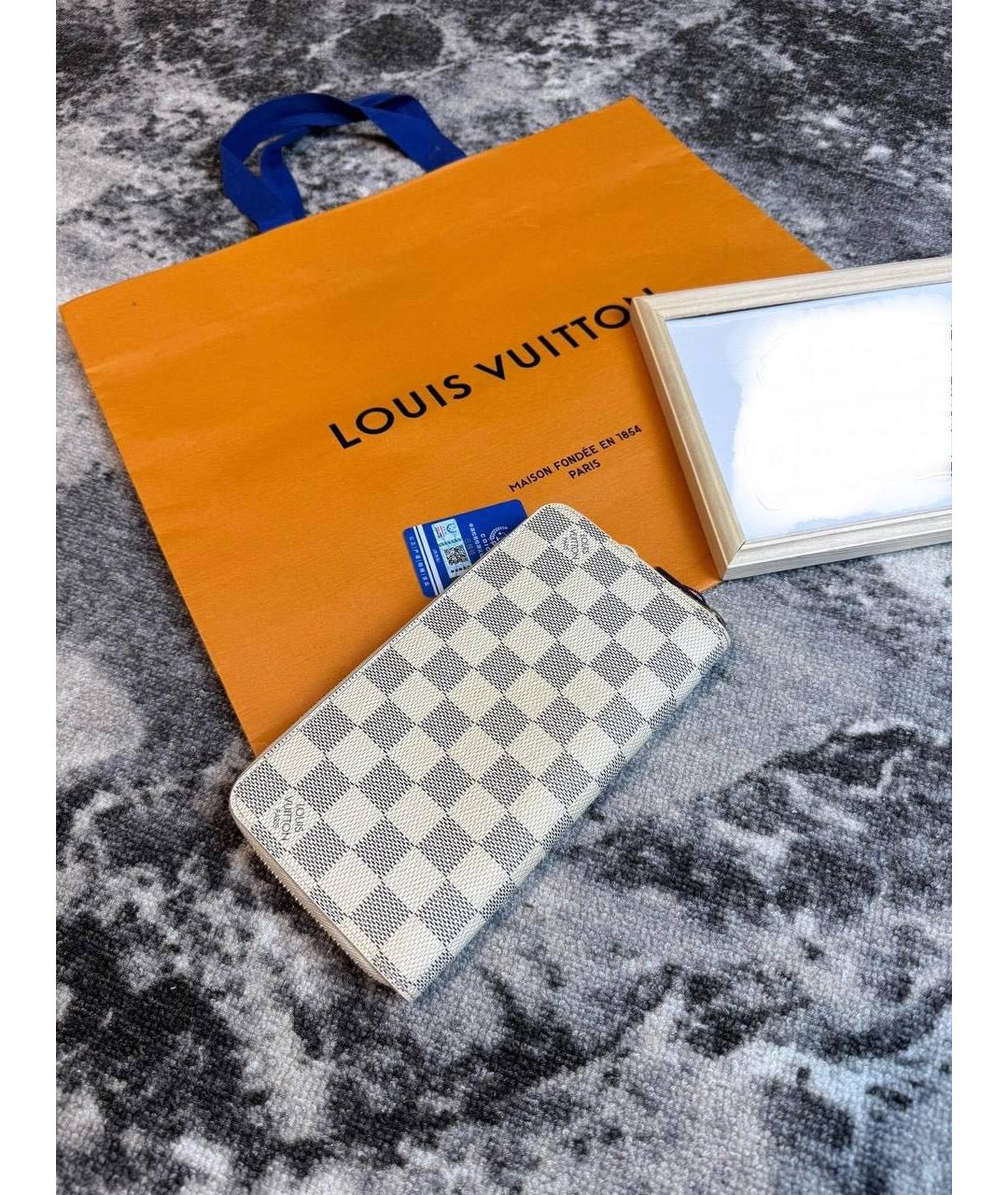 LOUIS VUITTON Белый кошелек, фото 2