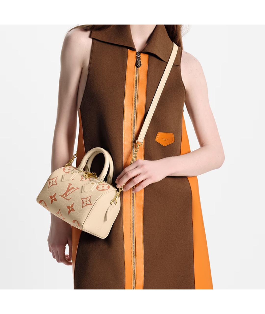 LOUIS VUITTON Бежевая кожаная сумка с короткими ручками, фото 8
