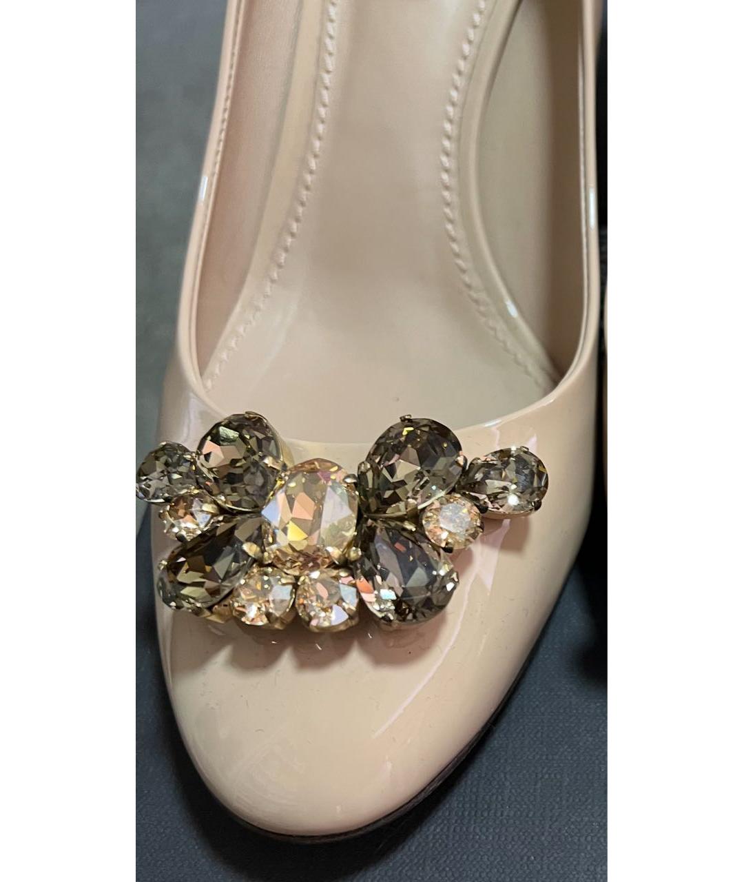 DOLCE&GABBANA Бежевые туфли из лакированной кожи, фото 4