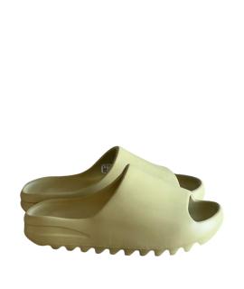 YEEZY Шлепанцы