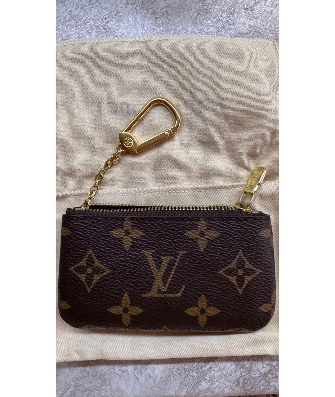 LOUIS VUITTON Коричневая ключница, фото 5