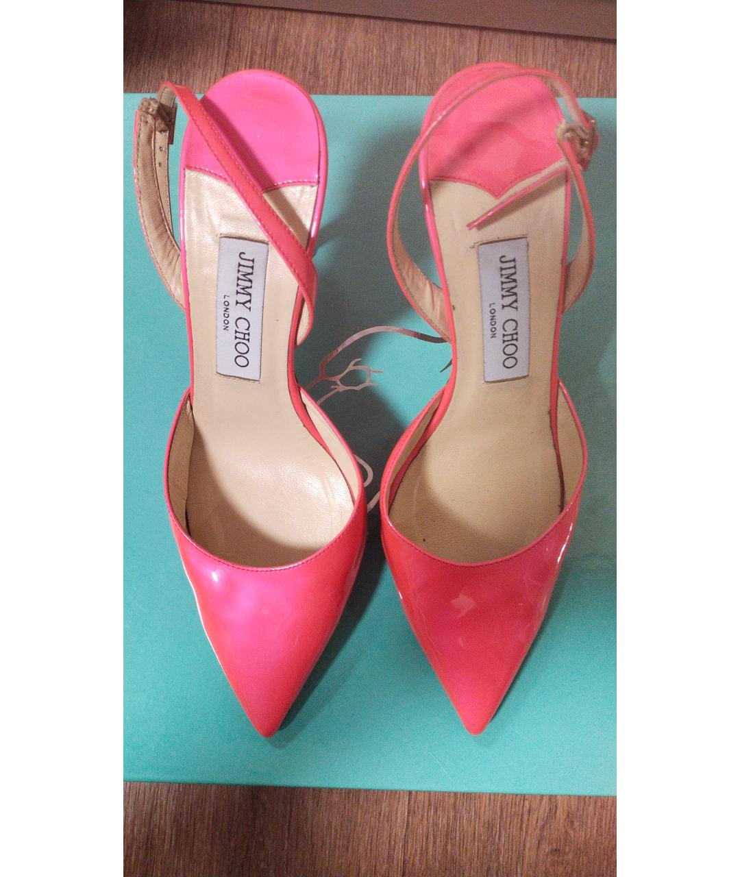JIMMY CHOO Коралловые босоножки из лакированной кожи, фото 2