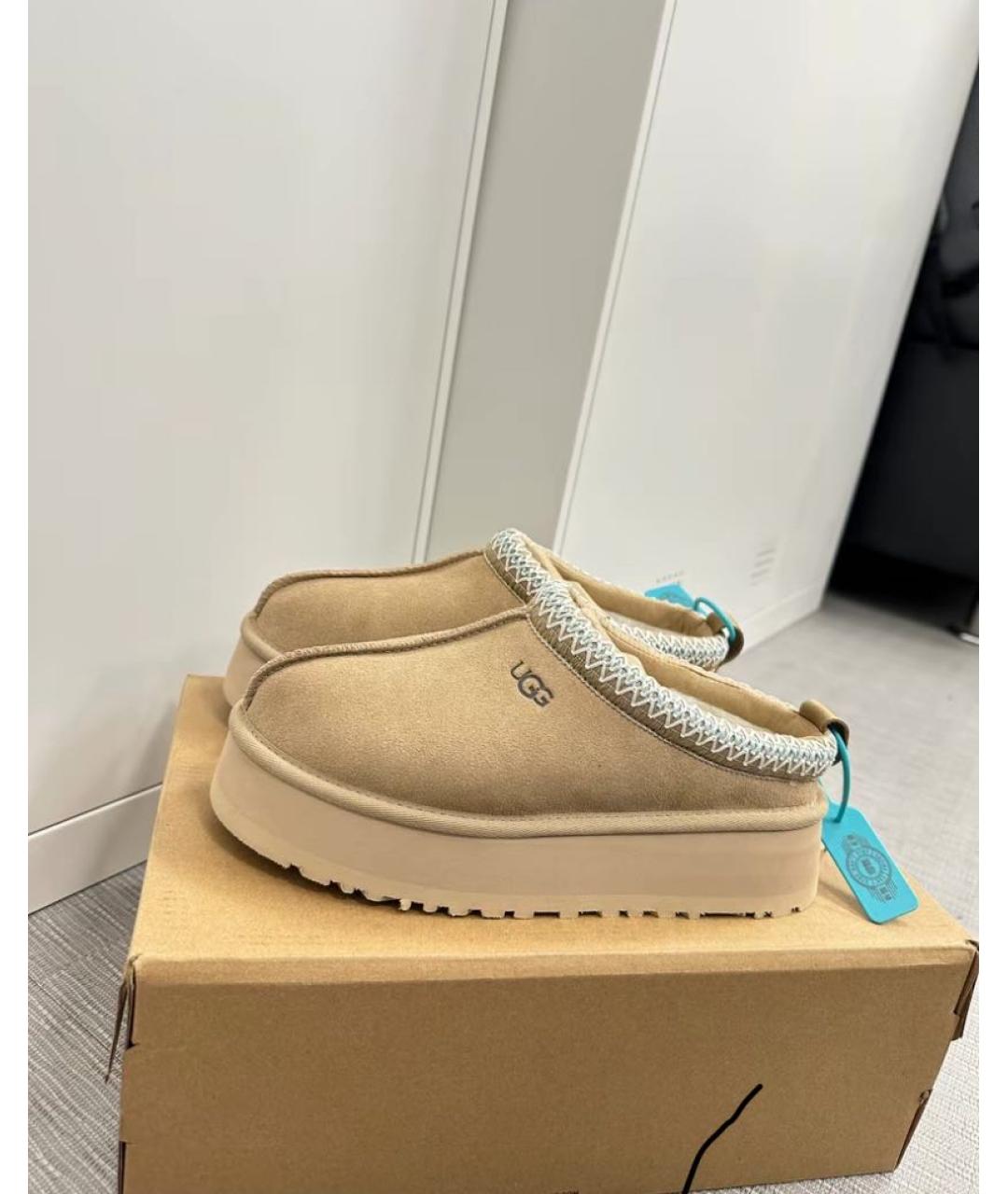 UGG AUSTRALIA Бежевые замшевые мюли, фото 5