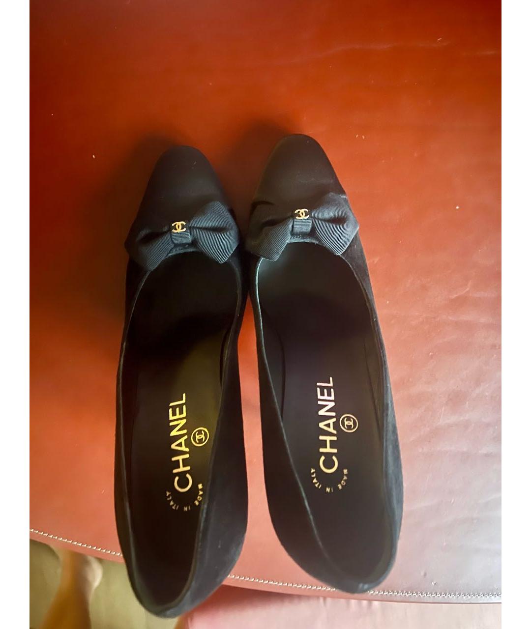 CHANEL Черные замшевые туфли, фото 3