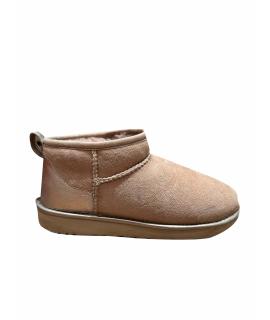 UGG AUSTRALIA Ботинки