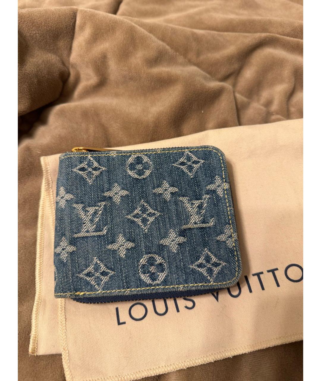 LOUIS VUITTON Голубой кошелек, фото 8