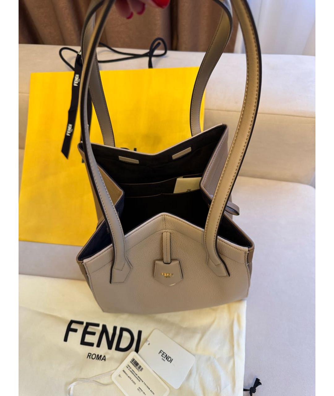 FENDI Бежевая кожаная сумка тоут, фото 8